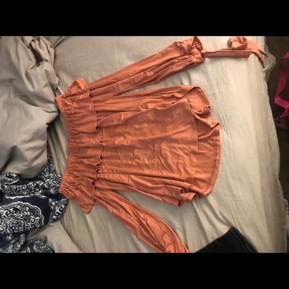 Off the shoulder top - Picture 1 of 1